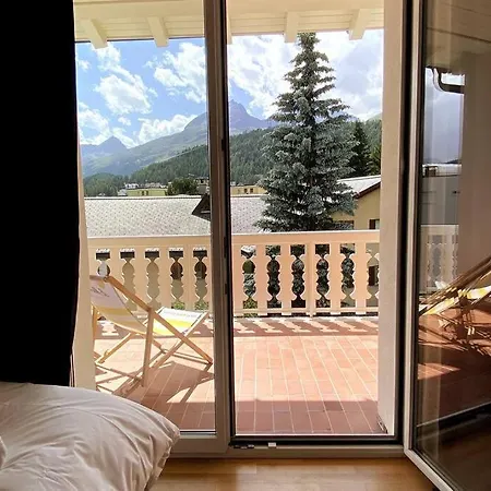 Апартаменты Chesa Giulia St.moritz Санкт-Мориц